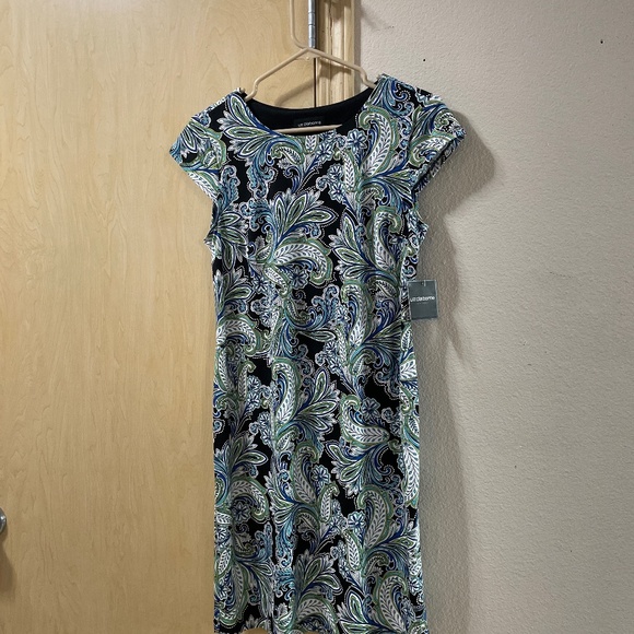 Women 4 Small Beautiful Paisley Dress Spring Summer Gorgeous NWT - Picture 1 of 6